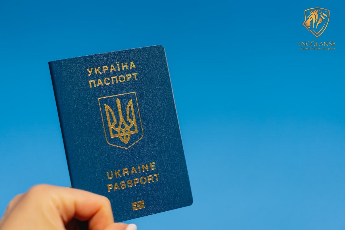 Уряд спростив процедуру оформлення паспортів для українців, що перебувають за кордоном.