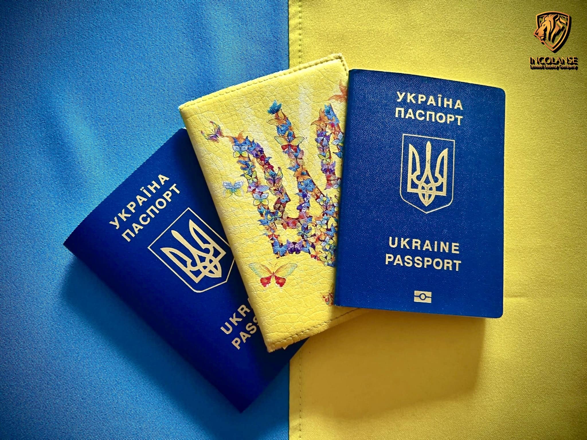 Уряд додатково спростив отримання консульських послуг для українців за кордоном.